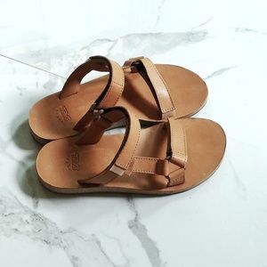 Teva | Leather Universal Slide | Size 8
